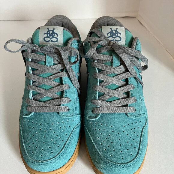 New Men's Lace-Up Sneakers Teal Suede VR1 Size 9. - Picture 2 of 8